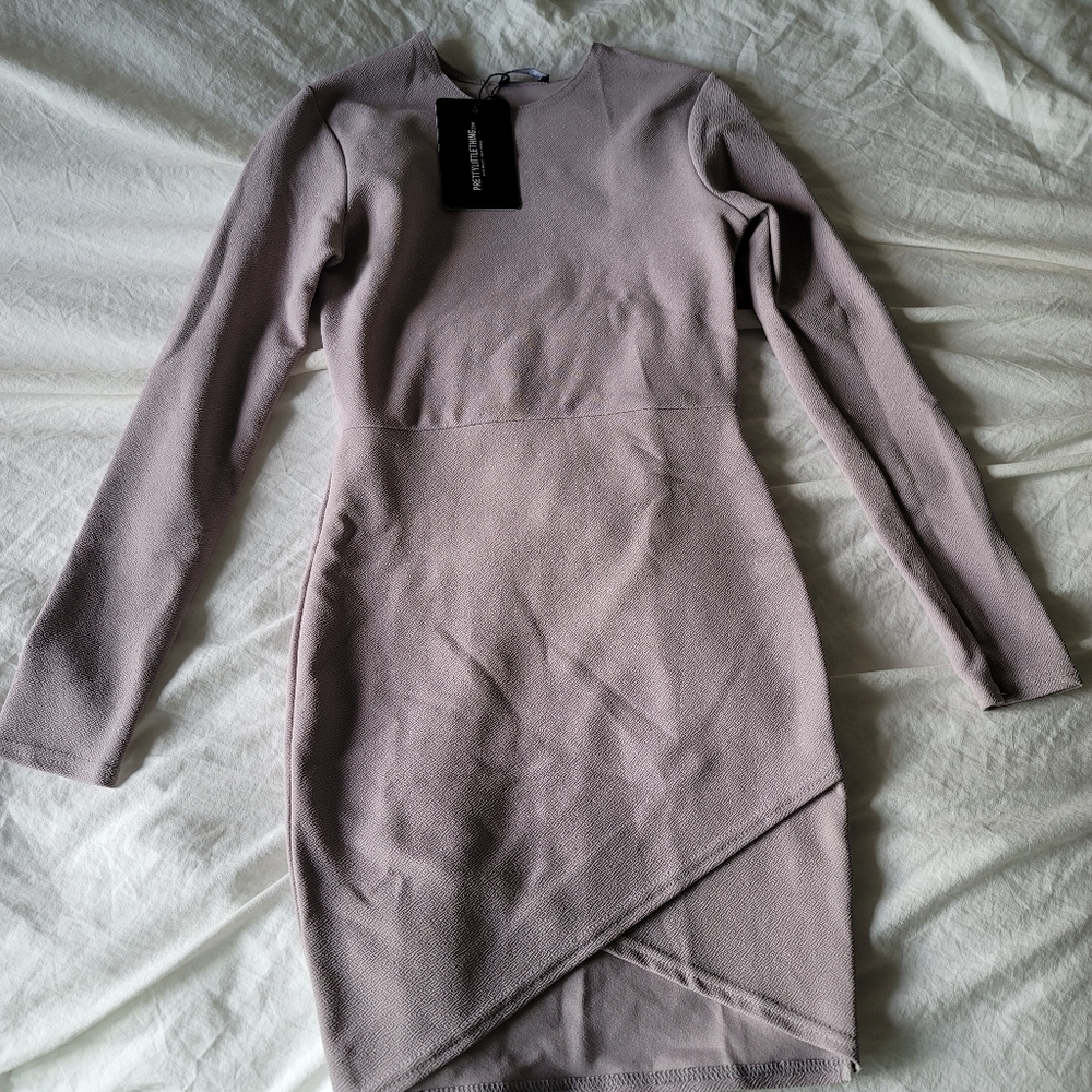 Pretty Little Thing dress